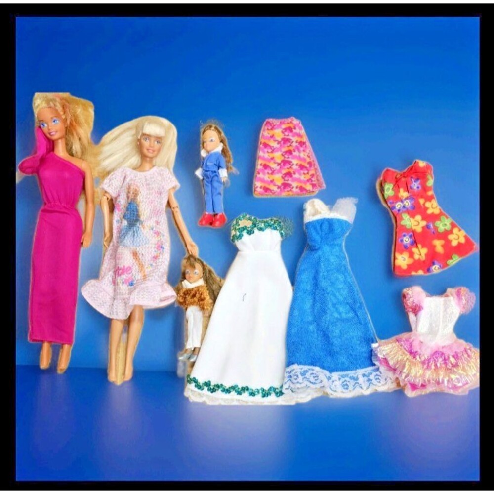 11 PC 🎀  Vintage BARBIE Fashion Doll clone CLOTHES Lot 1966 Doll DOLLS INCLUDED